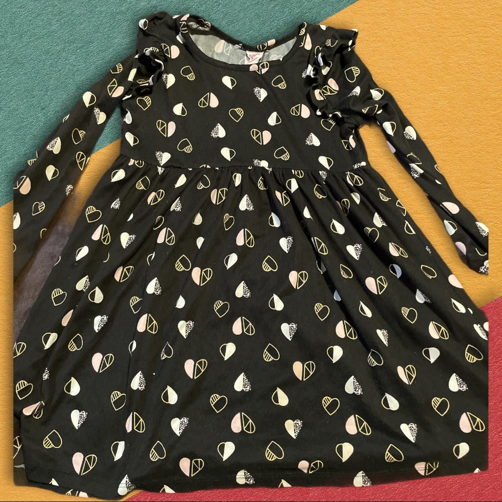 Extremely Me  Black Long Sleeve Heart Dress Size 5/6 EUC